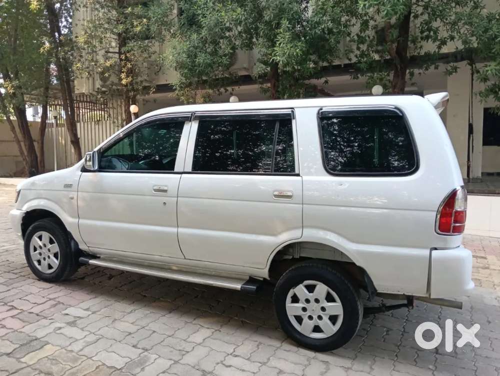 Chevrolet Tavera, 2016, Diesel