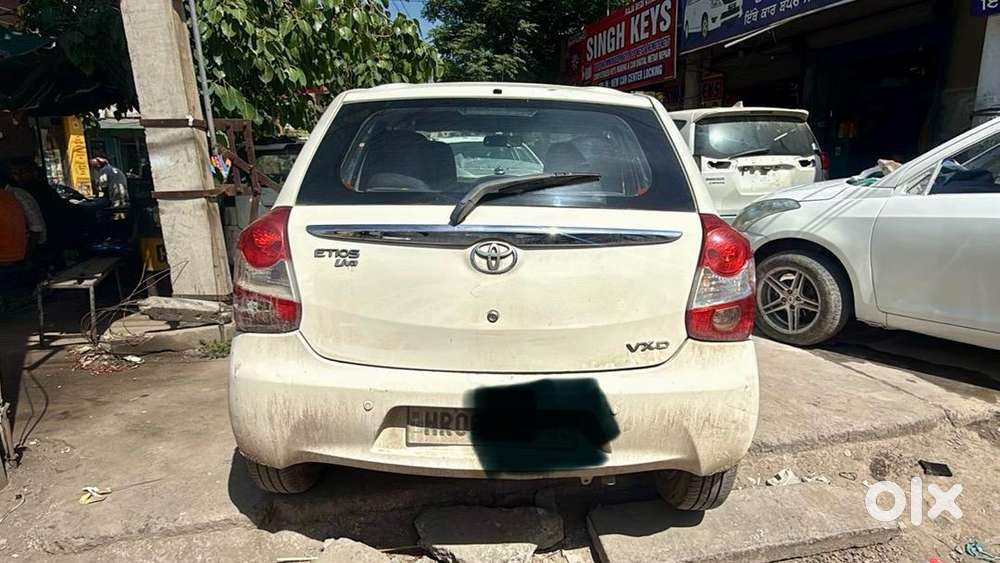 Toyota Etios Liva 2016 Diesel Well Maintained