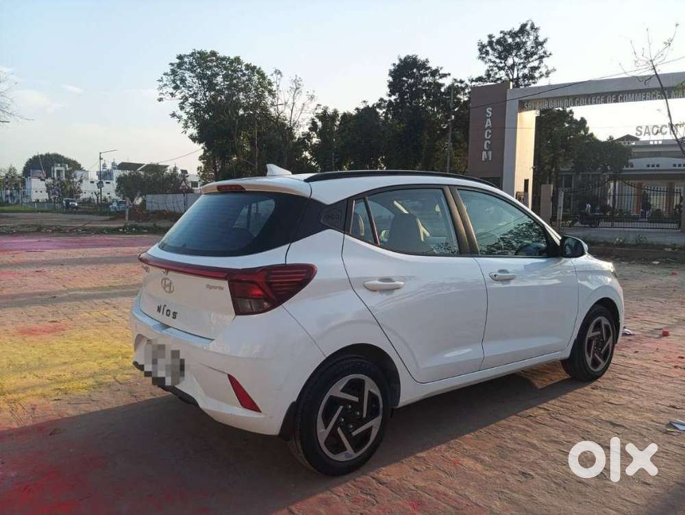 Hyundai Grand I10 Nios Sportz Petrol, 2023, Petrol