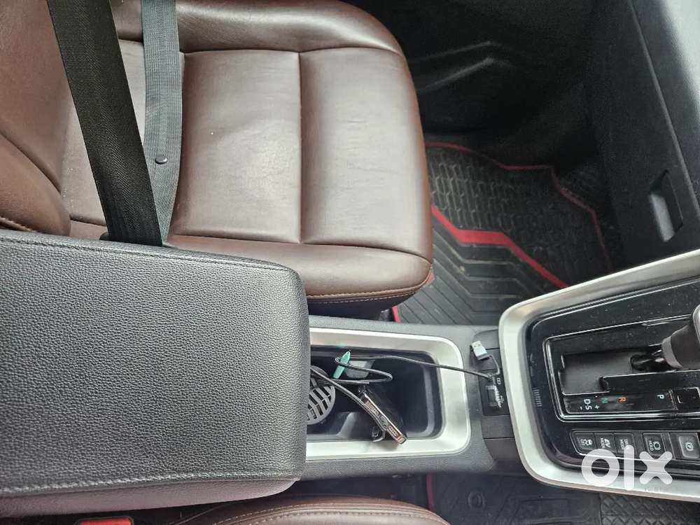 Toyota Innova Hycross 2023 Vx Hybrid