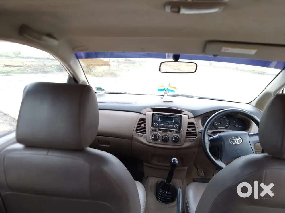 Toyota Innova 2016 Diesel 120000 Km Driven