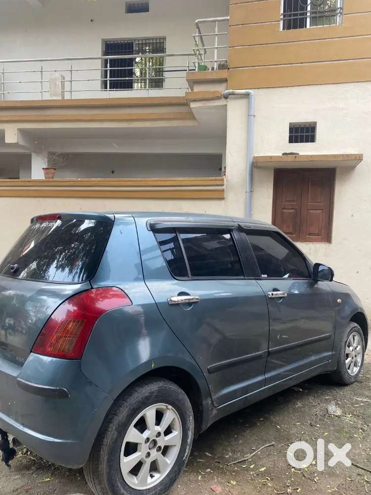 Maruti Suzuki Swift 2006 Petrol 67000 Km Driven