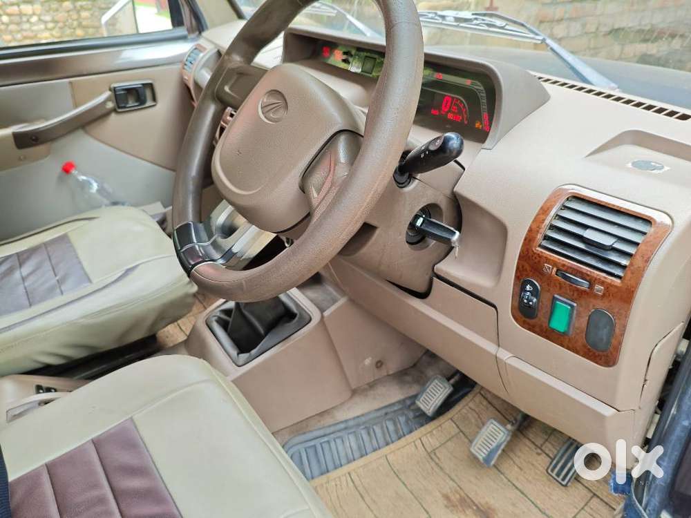 Mahindra Bolero 2014(375000 Slightly Negotiable)