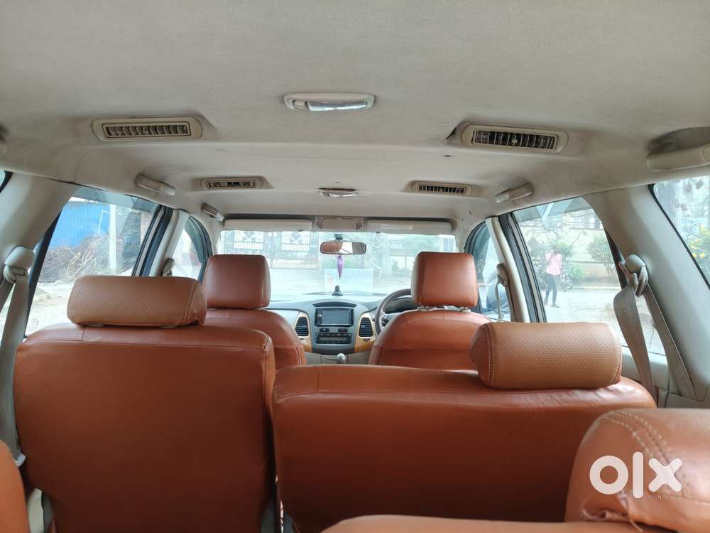 Toyota Innova 2.5 V 7 Str, 2009, Diesel