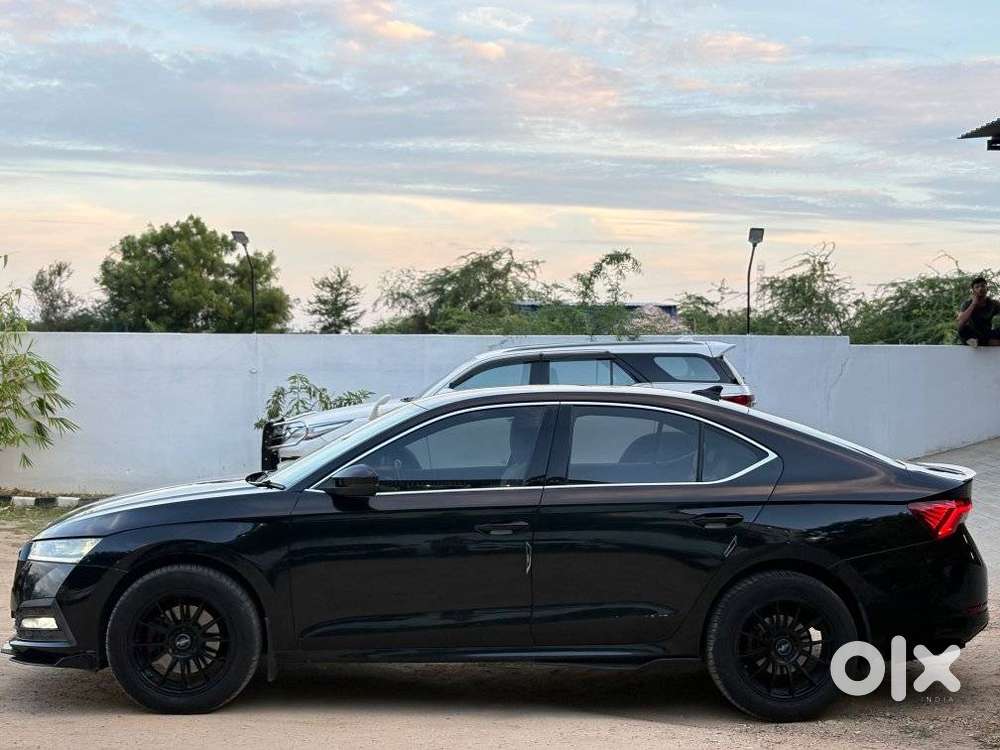 Skoda Octavia 2.0 Vrs 230, 2023, Petrol