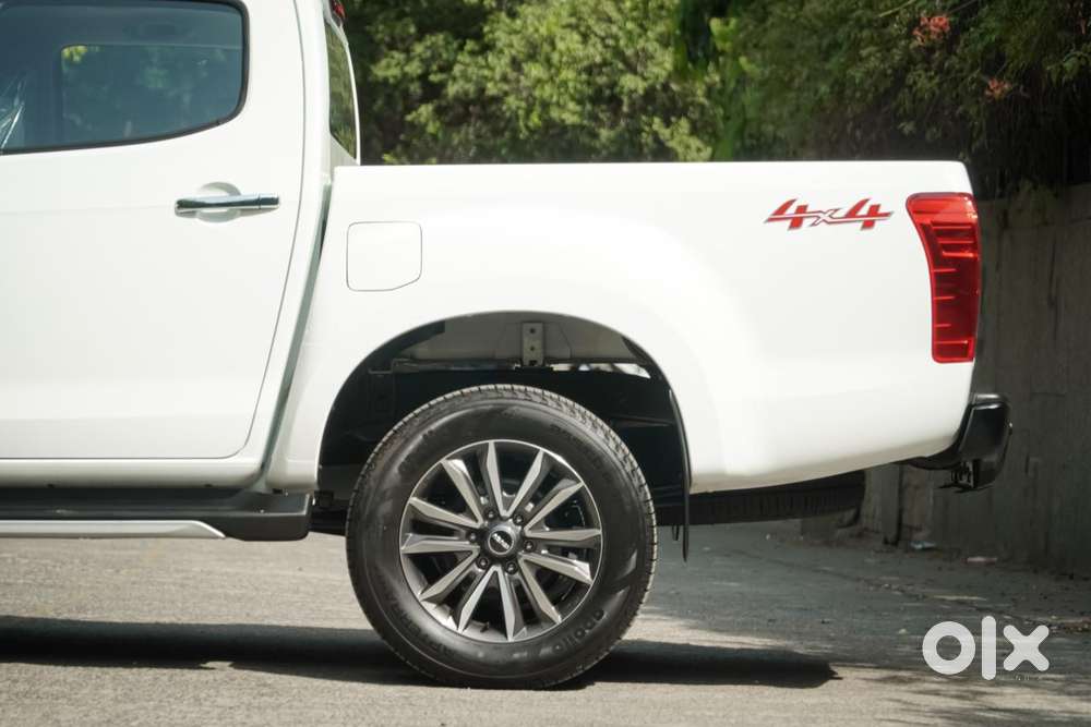 Isuzu V-cross Z Prestige 4x4 Mt, 2026, Diesel