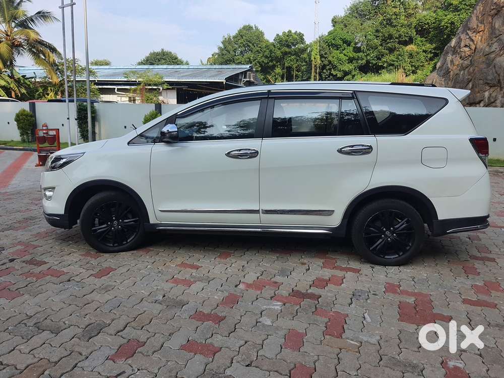 Innova Crysta 2.8 Touring Sport 2017
