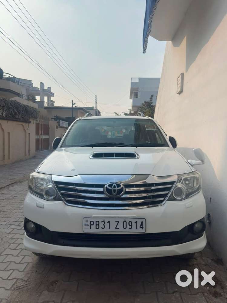 Toyota Fortuner 2013 Diesel Well Maintained