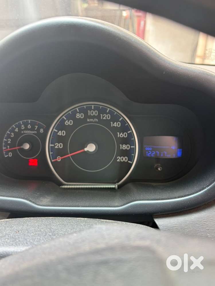 Hyundai I10 Sportz 2011