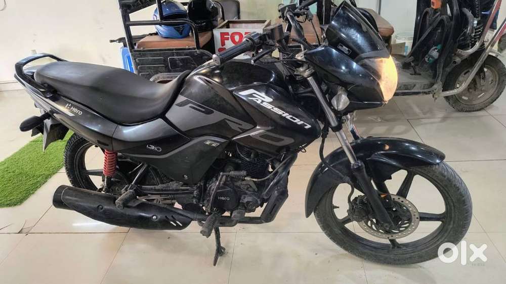 Black New Passion Pro Price On Road Super Passion Pro Price Hero