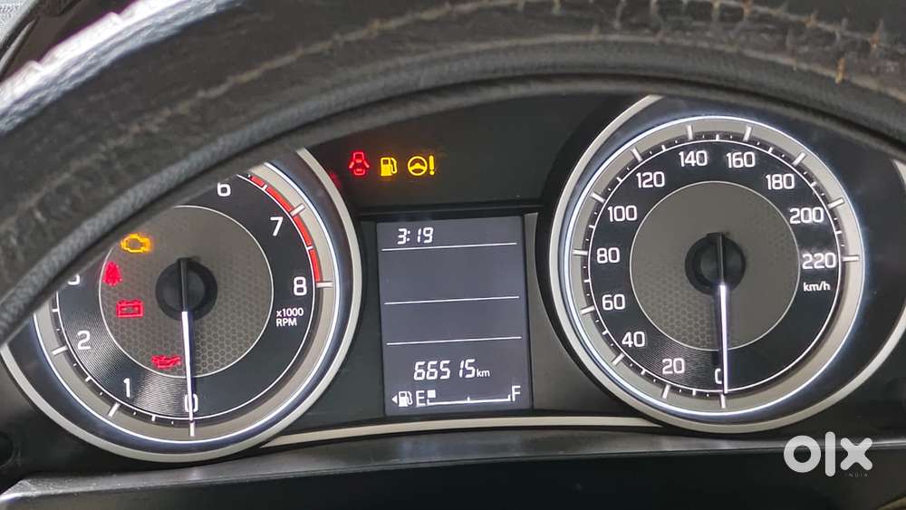 Maruti Suzuki Dzire 1.2 Vxi, 2022, Petrol