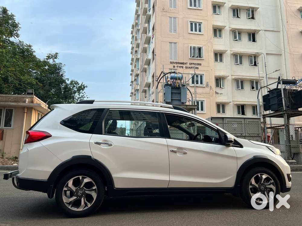 Honda Br-v Style Edition V Cvt, 2016, Petrol