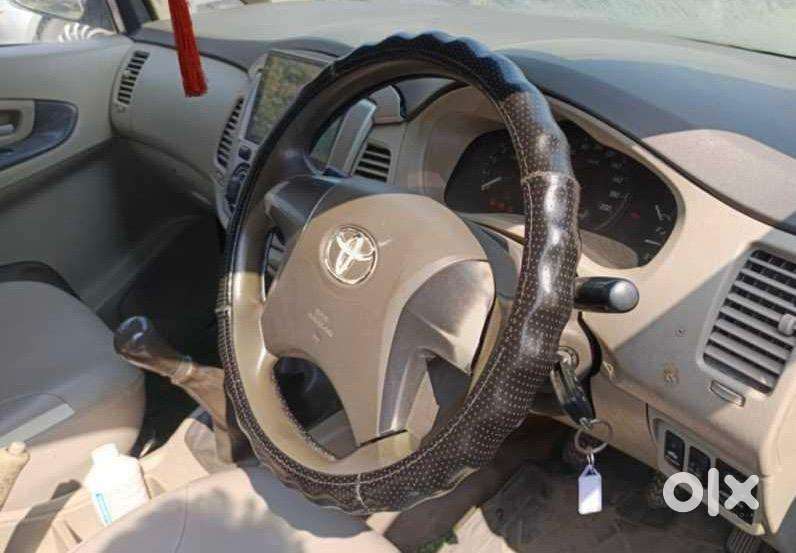 Toyota Innova 2105 Diesel 178000 Km Driven