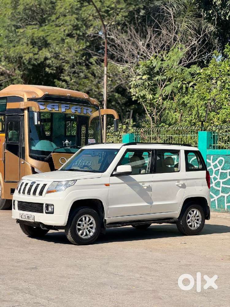 Mahindra Tuv 300