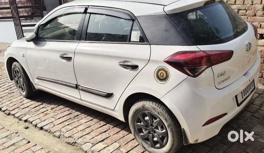 Hyundai I20 2017 Petrol 30000 Km Driven