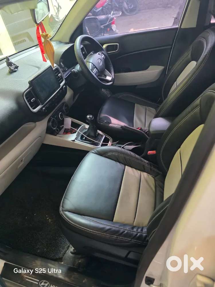 Hyundai Venue 2025 Petrol Good Condition