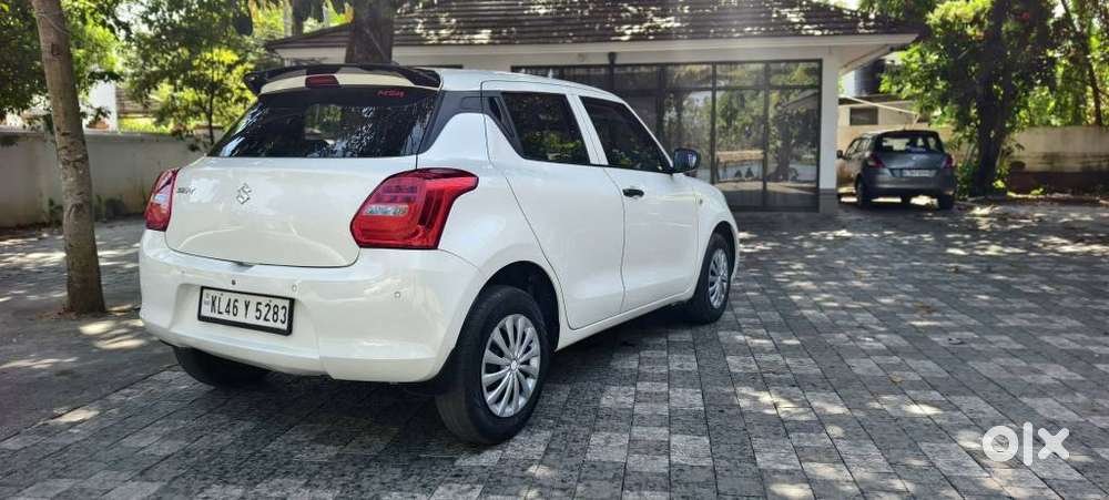 Maruti Suzuki Swift Lxi Option, 2023, Petrol