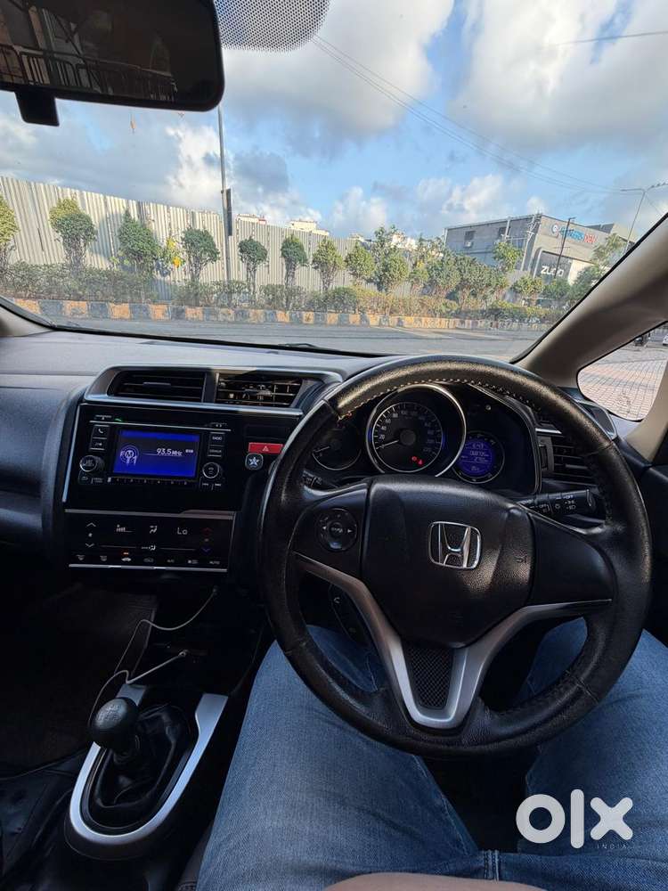 Honda Jazz V Mt Privilege, 2016, Petrol