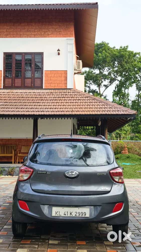 Hyundai Grand I10 2015 Petrol Well Maintained