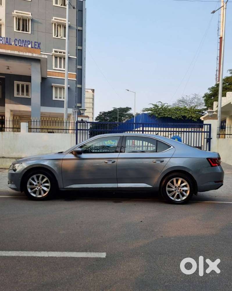 Skoda Superb 2.0 Tsi At L&k, 2018, Petrol