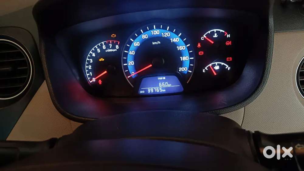 Hyundai Xcent Petrol Manual 2014