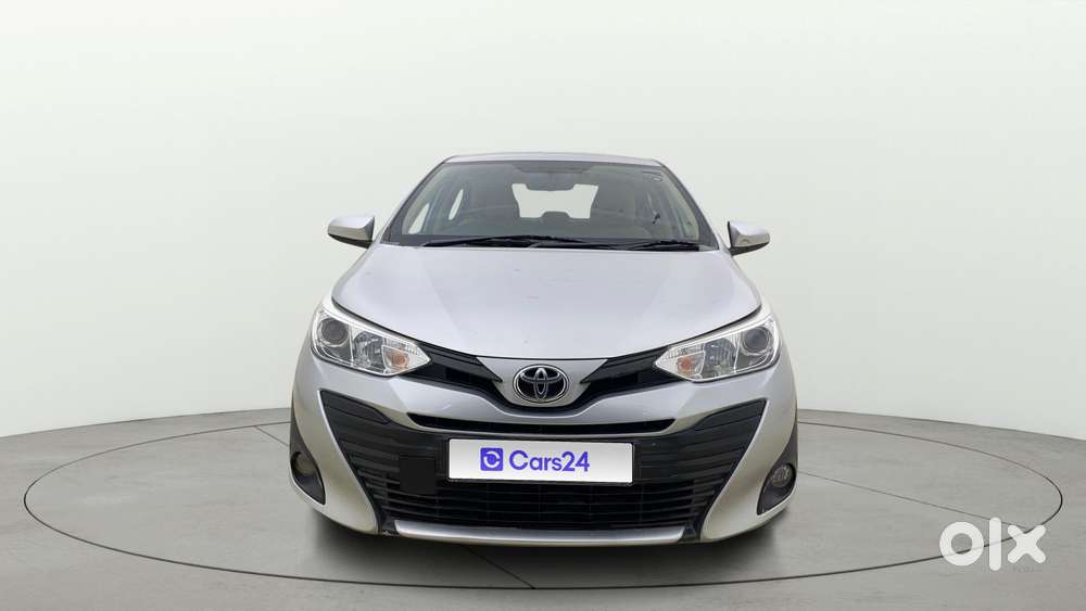 Toyota Yaris J Cvt, 2020, Petrol