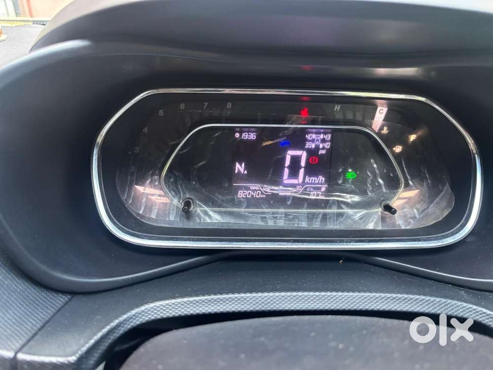 Tata Nexon 1.5 Revotorq Xza Plus Dual Tone Roof (o) Amt, 2021, Diese..