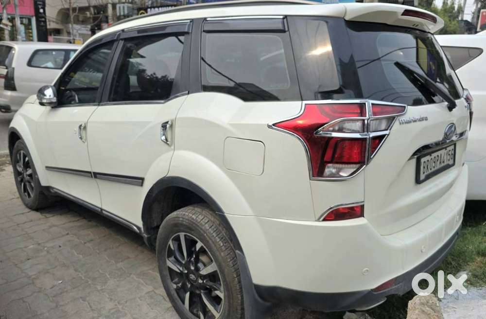 Mahindra Xuv500 W11 Option, 2019, Diesel