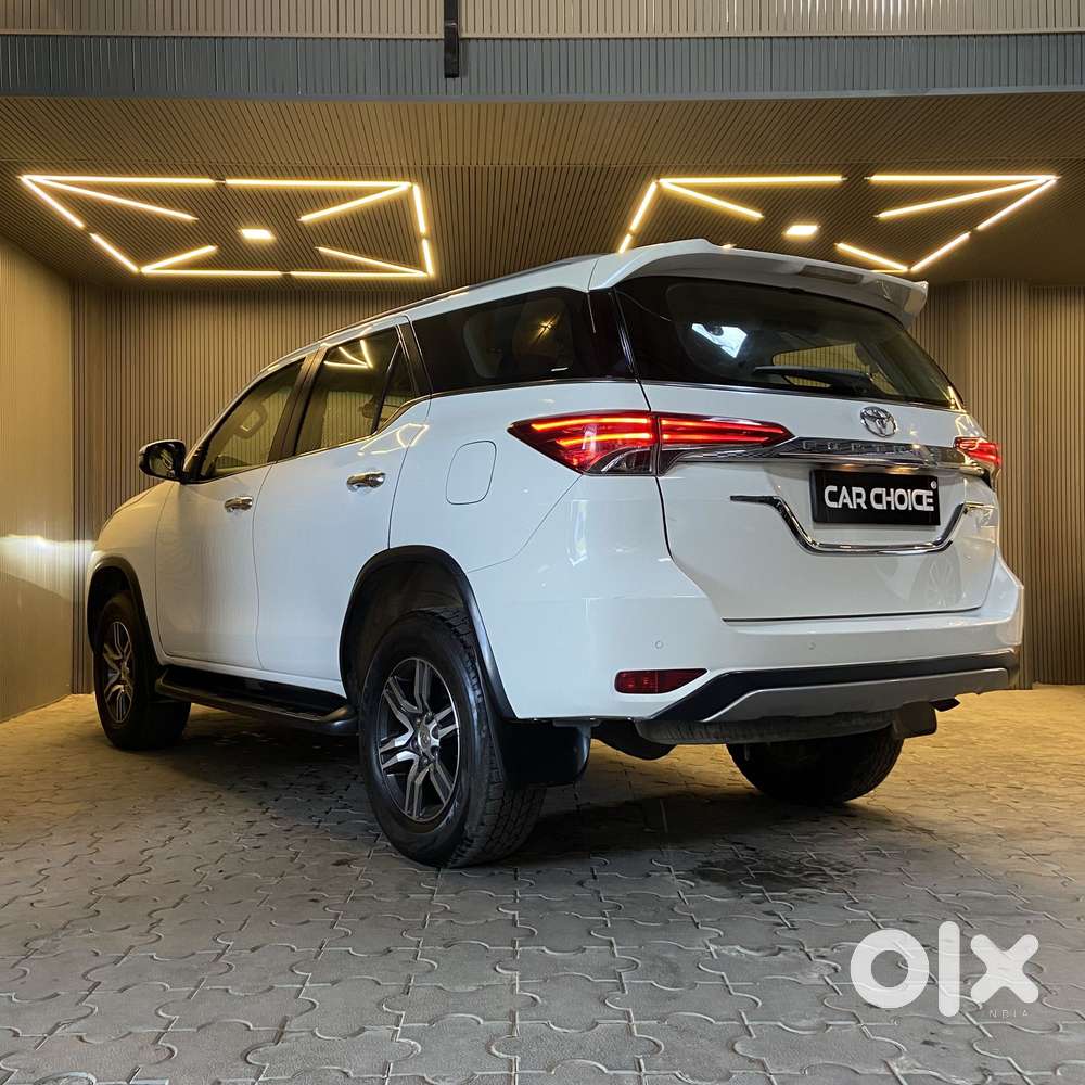 Toyota Fortuner 4x2 At 2.8 Diesel, 2021, Diesel