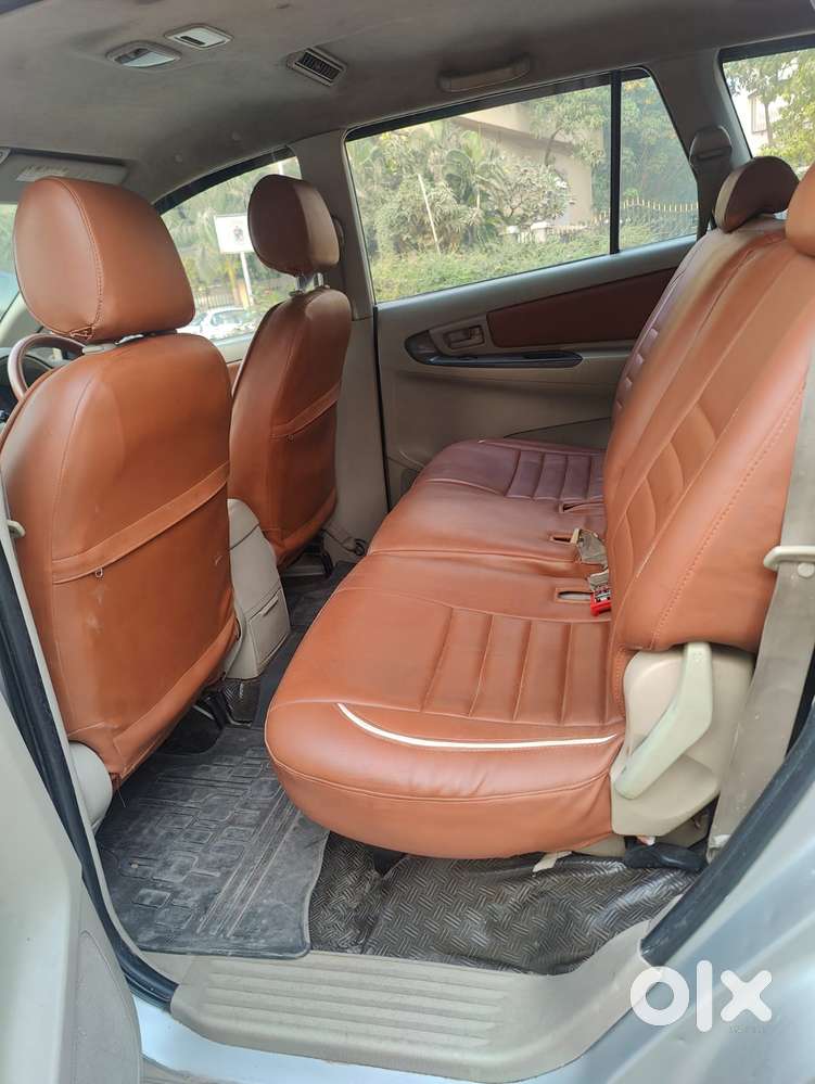 Toyota Innova 2.5 G (diesel) 8 Seater, 2014, Diesel