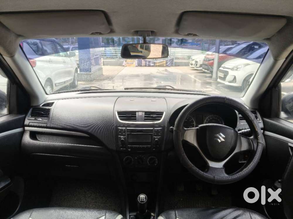 Maruti Suzuki Swift Vxi With Abs, 2015, Petrol
