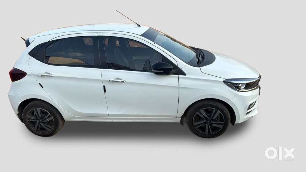 Tata Tiago Xza Plus, 2024, Petrol