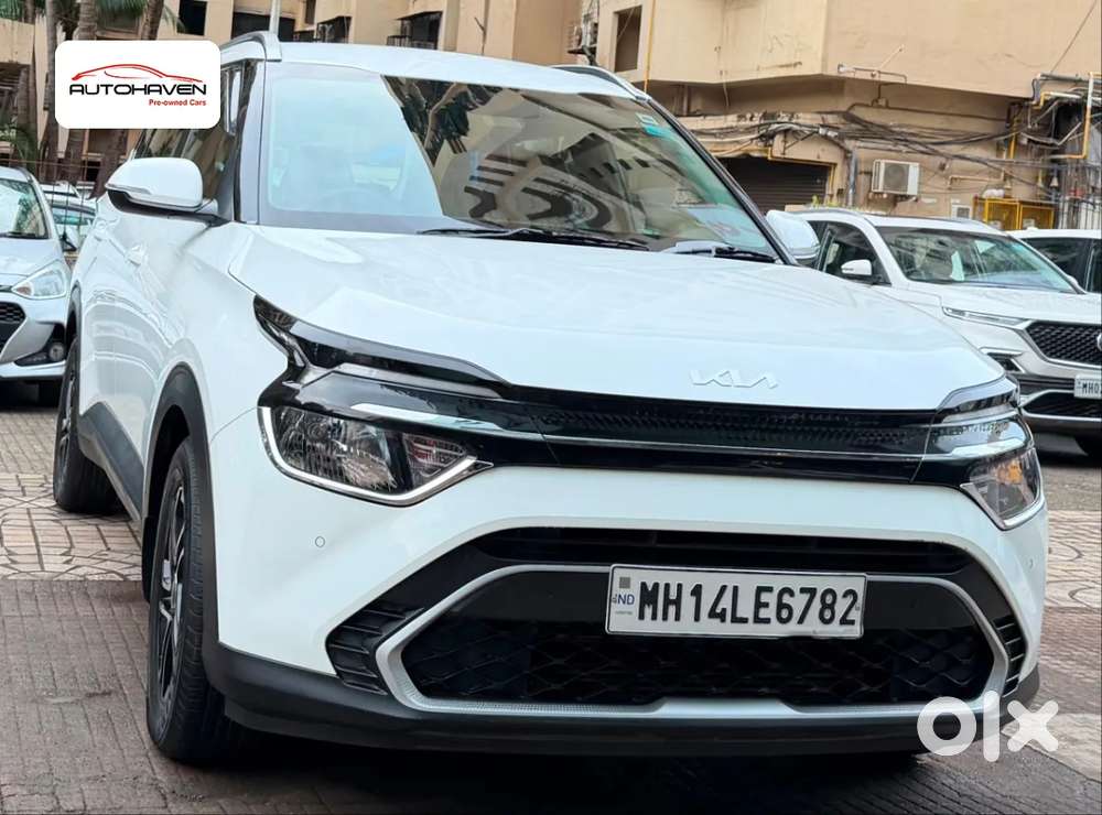 Kia Carens, 2024, Petrol