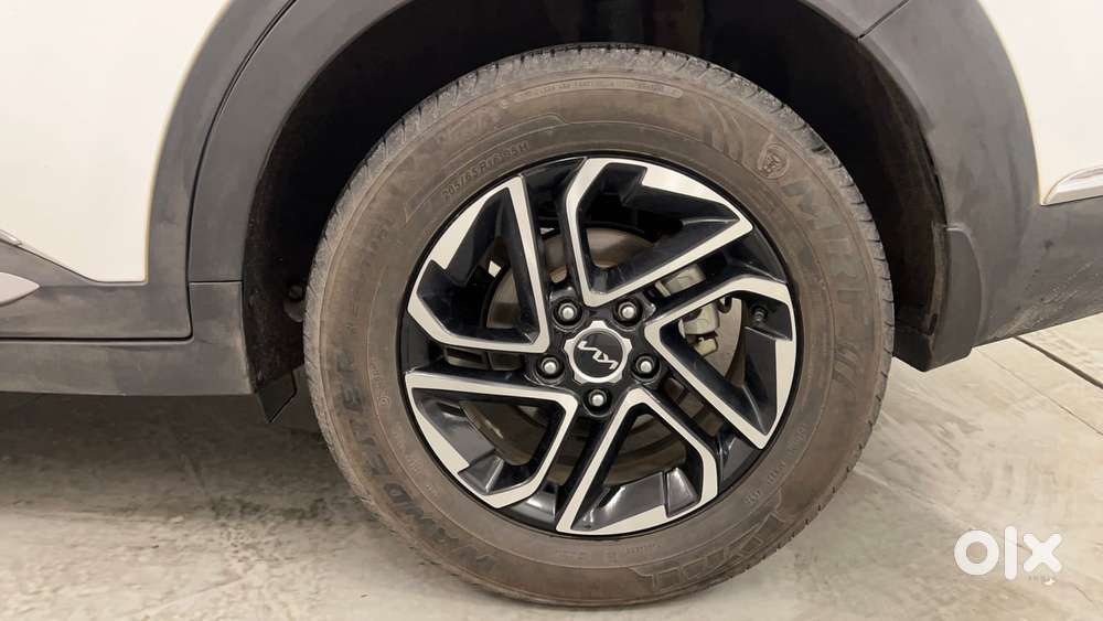 Kia Carens 1.4 Luxury Plus 6 Str, 2023, Petrol