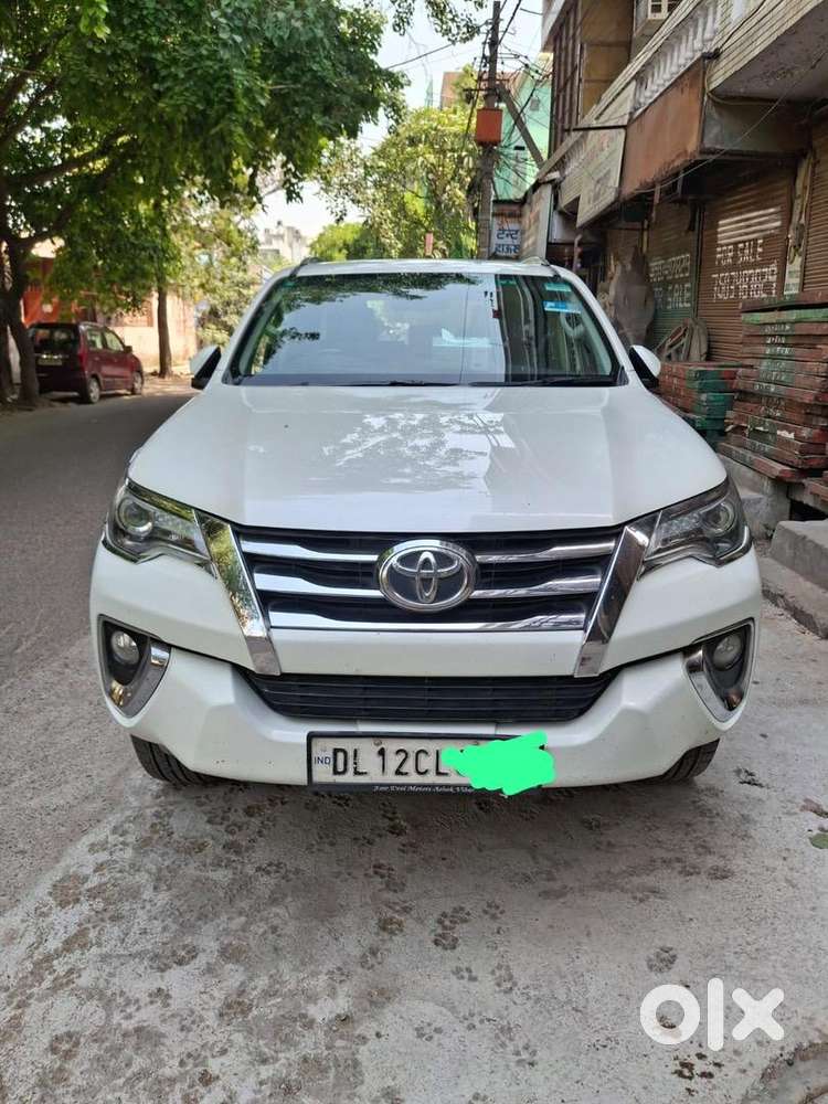 4.4 Automatic Fortuner In Excellent Conditions With Almost New Tyres.