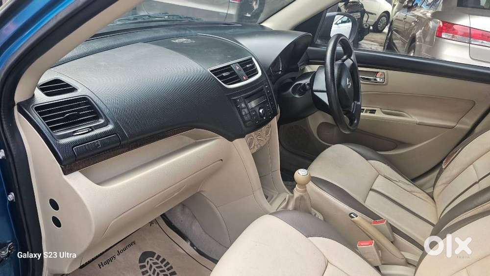 Maruti Suzuki Swift Dzire 1.2 Vxi Bsiv, 2013, Petrol