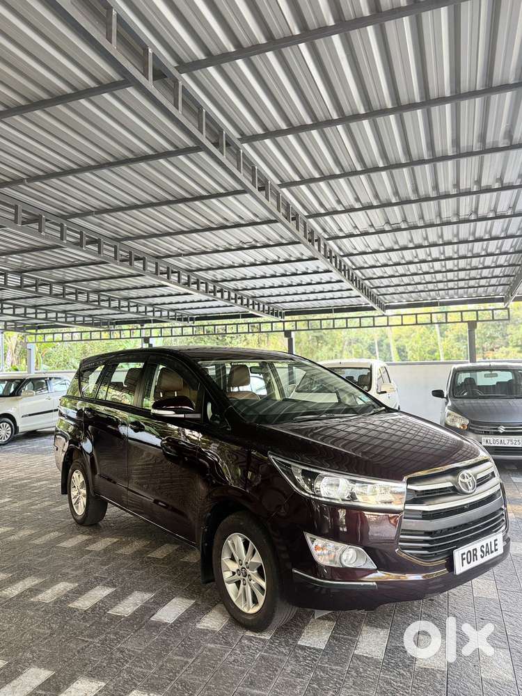 Toyota Innova Crysta 2.8 Gx At 8s, 2016, Diesel