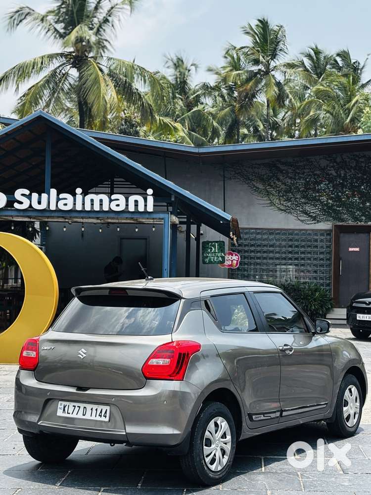 Maruti Suzuki Swift Vxi Optional, 2023, Petrol