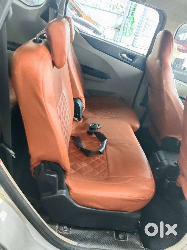 Renault Triber Rxz, 2019, Petrol