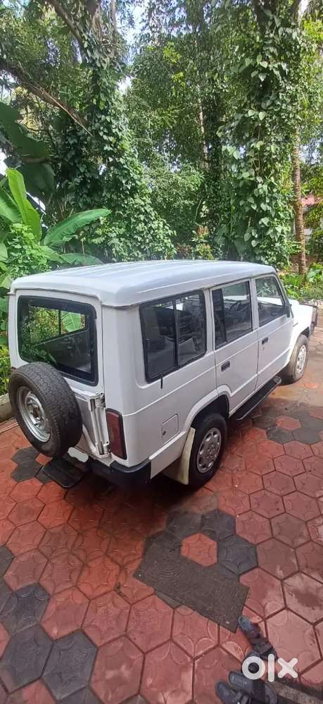 Tata Sumo Tourin 2000 Diesel Manual.  Single Owner.  Well Kept..