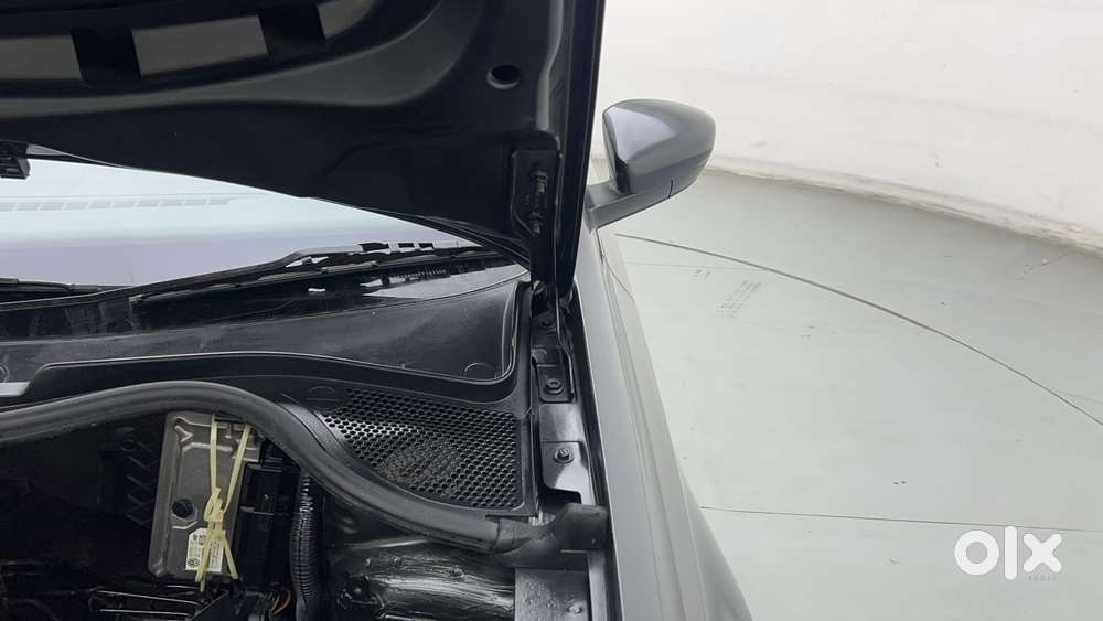 Volkswagen Vento 2010-2013 Petrol Highline, 2015, Petrol