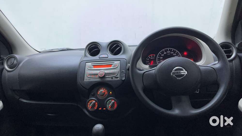 Nissan Micra Active Xv, 2015, Petrol