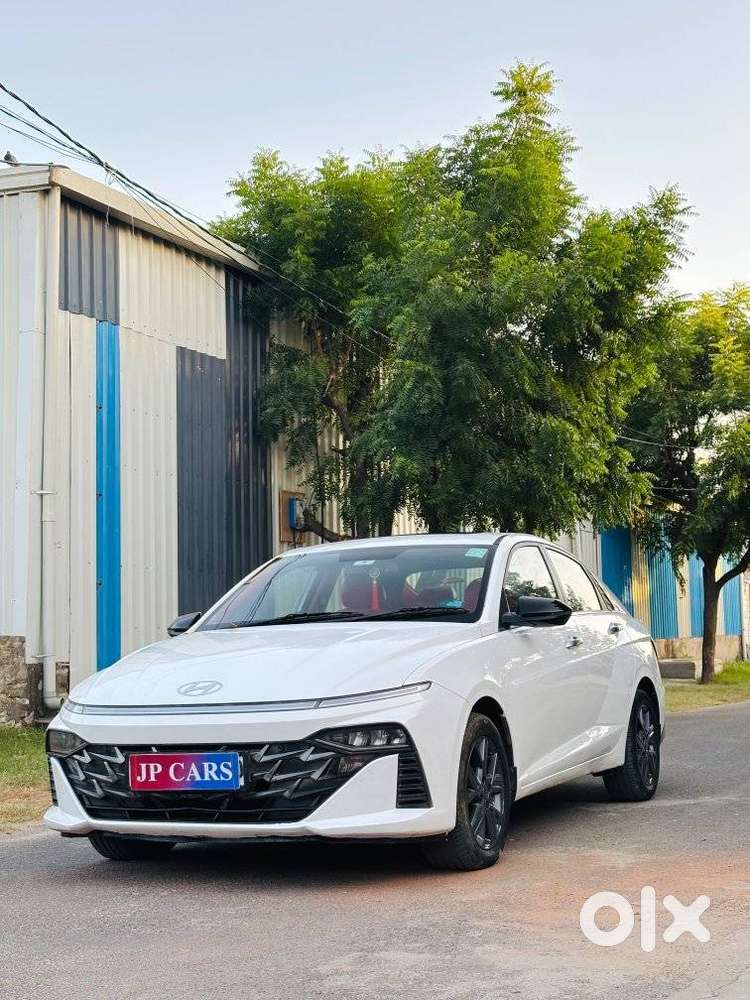 Hyundai Verna 1.5 Sx (o) Ivt, 2023, Petrol