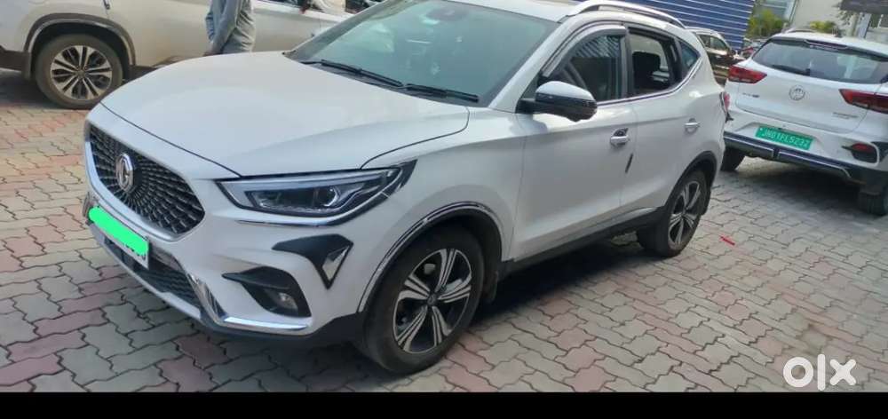 Mg Astor Savy Cvt Automatic Sangaria Red