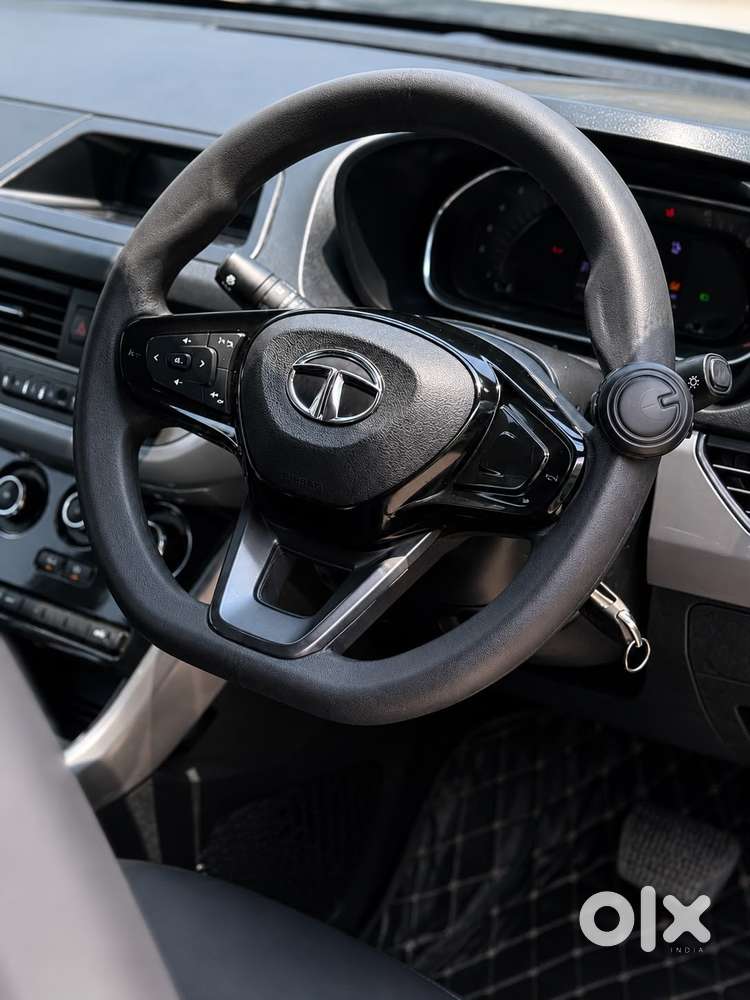 Tata Nexon 1.5 Revotorq Xma Amt (s), 2022, Diesel