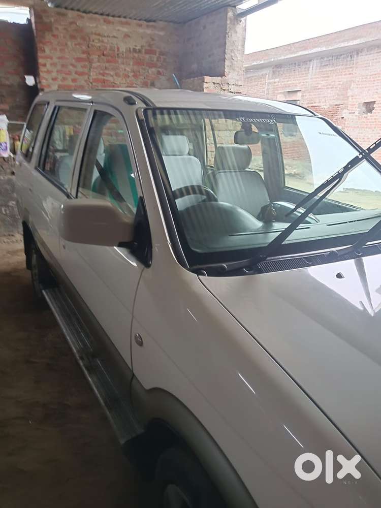 Chevrolet Tavera 2016 Year