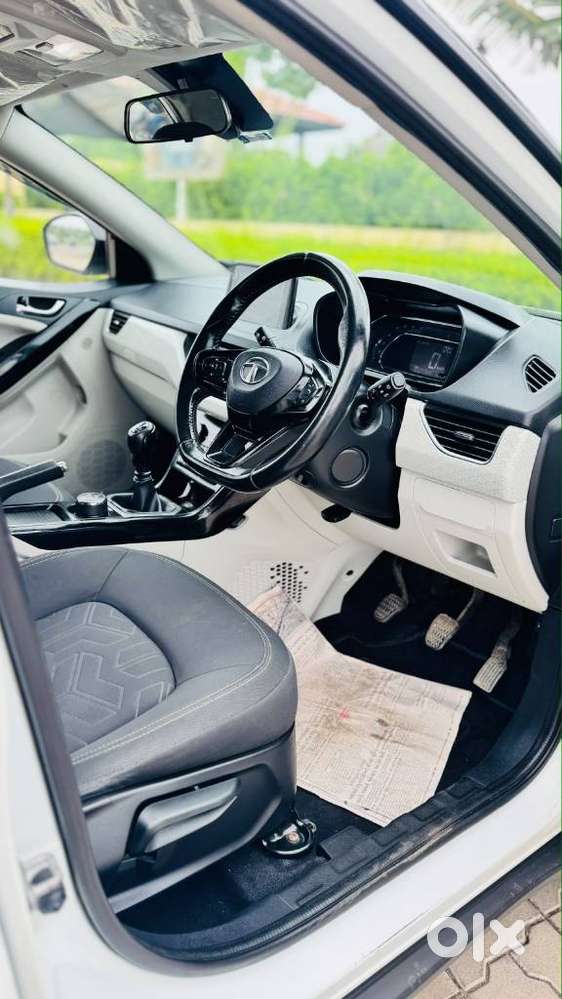 Tata Nexon, 2023, Diesel