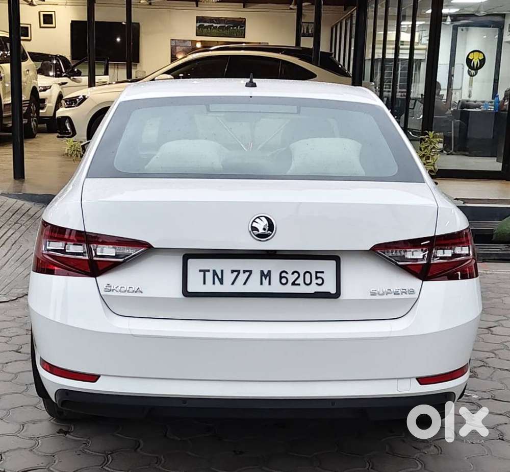 Skoda Superb L&k 1.8 Tsi At, 2019, Petrol