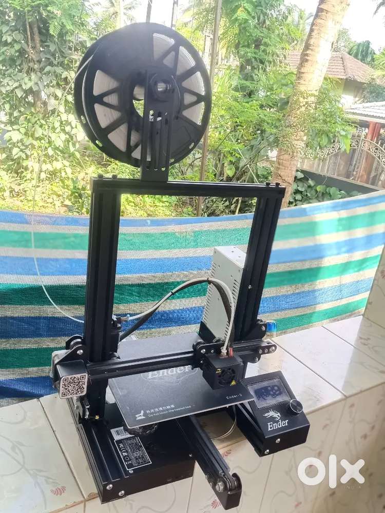 Creality Ender 3 3D Printer for Sale (Slightly Used + Filament Include