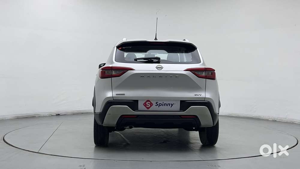 Nissan Magnite 1.0 Xv Premium Turbo Cvt, 2022, Petrol